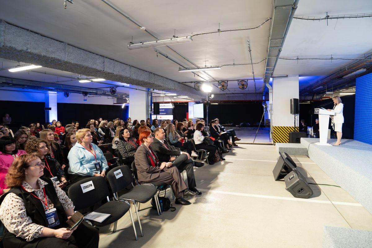 1764113136157_HR boost 25.11.25-0269